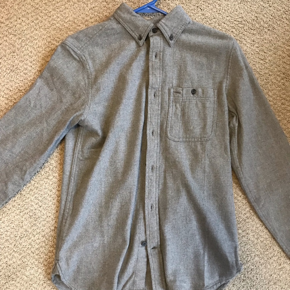 GAP flannel button down shirt